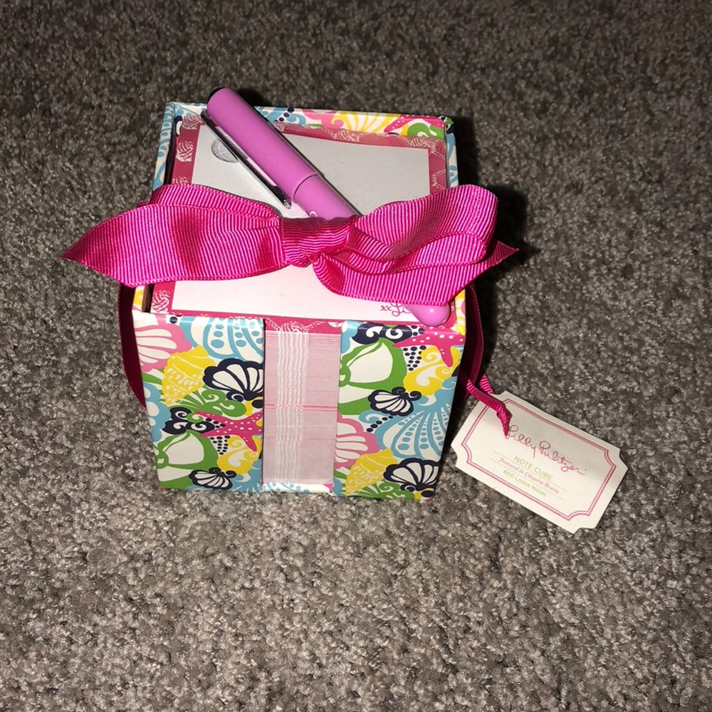 Lilly Pulitzer note cube